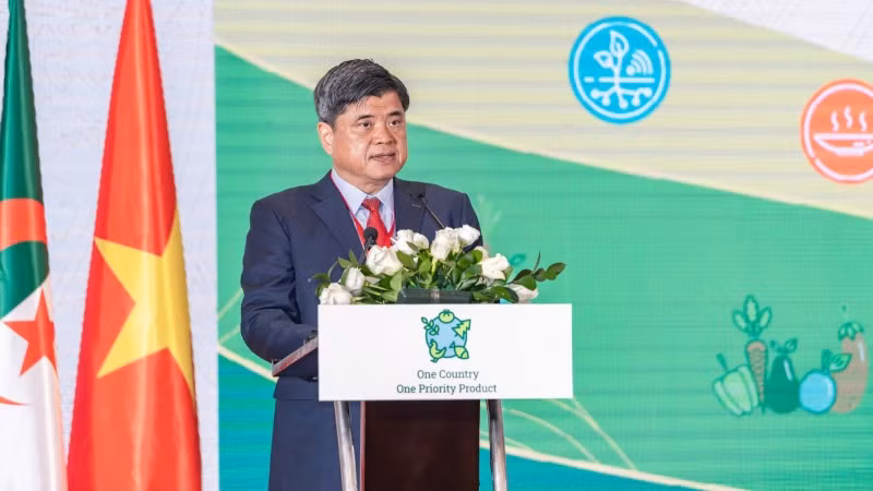 Thứ trưởng Nông nghiệp và Môi trường Trần Thanh Nam phát biểu khai mạc Diễn đàn cấp cao liên khu vực về mô hình OCOP (Mỗi xã một sản phẩm).