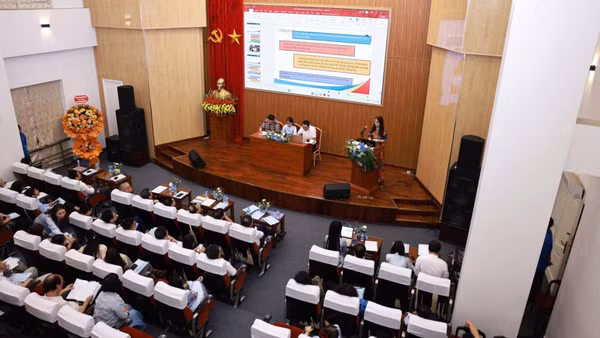 Hội thảo khoa học quốc gia “Đổi mới giáo dục nghệ thuật ở Việt Nam: Phát triển năng lực sáng tạo, phát huy giá trị truyền thống và thích ứng chuyển đổi số”. (Ảnh: BTC)
