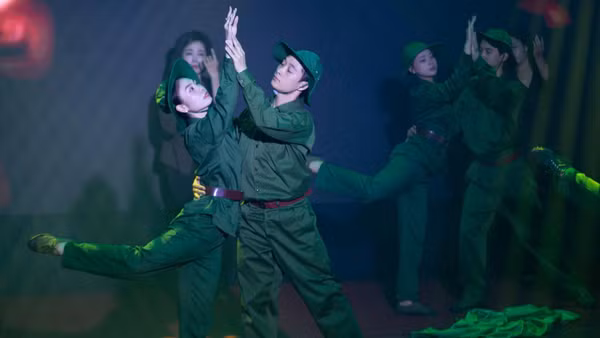 Tiết mục nghệ thuật biểu diễn tại lễ phát động. (Ảnh: MINH NGỌC)