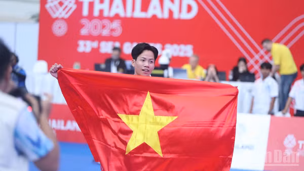 Khuất Hải Nam vượt qua vận động viên chủ nhà Thái Lan để mang về Huy chương Vàng. (Ảnh: HOÀNG MINH)