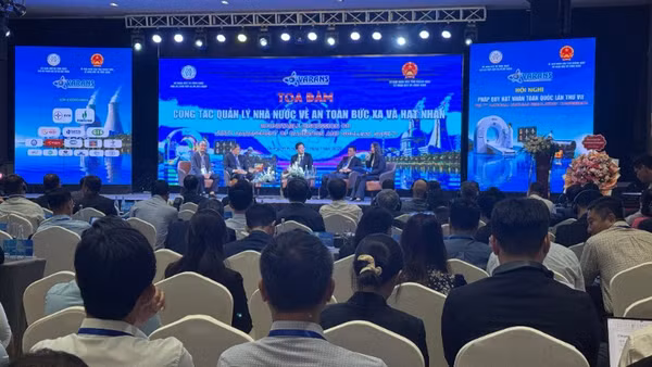Quang cảnh Hội nghị Pháp quy hạt nhân toàn quốc lần thứ VII.