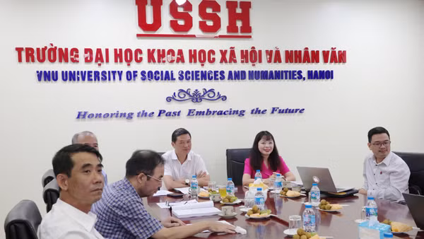 Tọa đàm “Định hướng nội dung khung chính sách hỗ trợ quản trị tài sản trí tuệ thuộc các ngành công nghiệp văn hóa và sáng tạo Việt Nam” do Trường Khoa học và Nhân văn tổ chức.