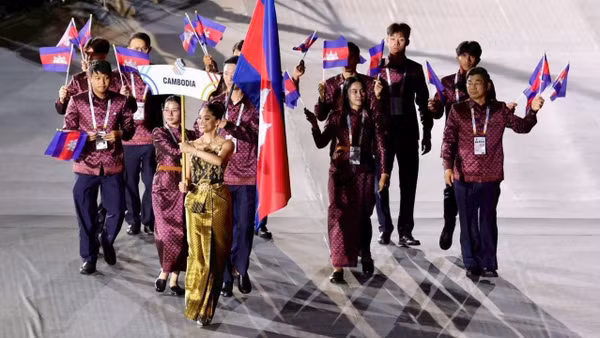 Đoàn Thể thao Campuchia tại Lễ khai mạc SEA Games 33. 