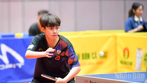 [Ảnh] Những màn so tài nghẹt thở ở bán kết Giải bóng bàn Báo Nhân Dân
