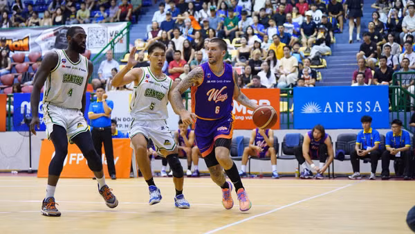 Dakota Zinser đạt phong độ cao giúp Ho Chi Minh City Wings chiếm thế thượng phong. (Ảnh: VBA)