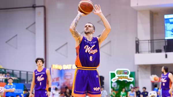 Dakota Zinser thêm một lần tỏa sáng giúp Ho Chi Minh City Wings đoạt chiến thắng. (Ảnh: VBA)