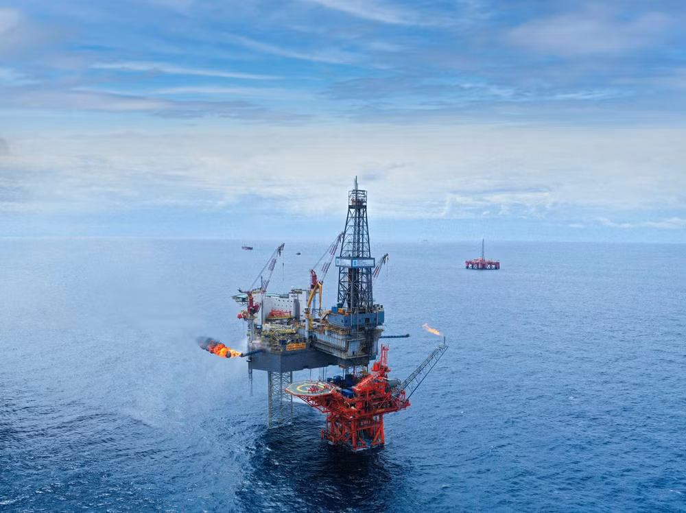 26-9-anh-1-petrovietnam.jpg