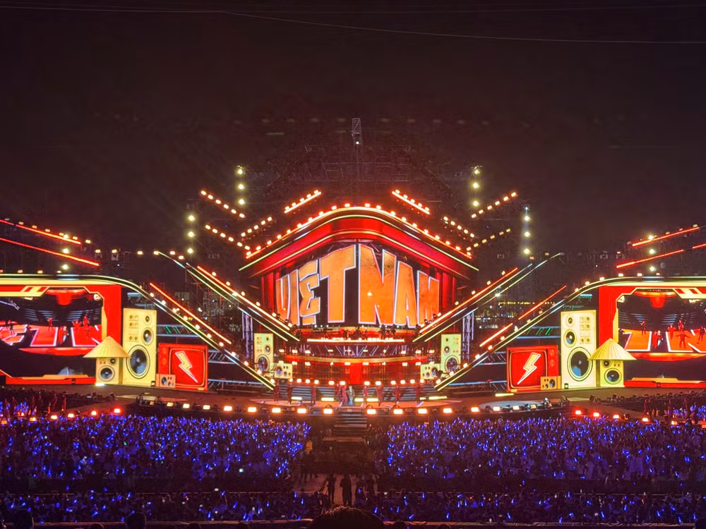 Hình ảnh đại nhạc hội V Concert diễn ra vào tối 9/8/2025 tại Trung tâm Triển lãm Việt Nam (Đông Anh, Hà Nội)