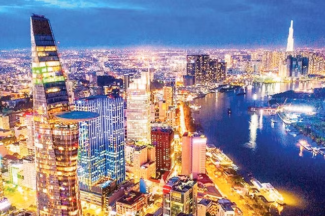 Một góc Thành phố Hồ Chí Minh hôm nay (Ảnh HOÀNG TRIỀU)