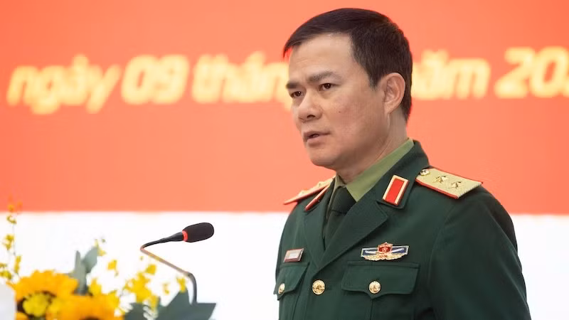 trung-tuong-tao-duc-thang-chu-tich-kiem-tong-giam-doc-tap-doan-viettel-phat-bieu-tai-hoi-nghi.jpg