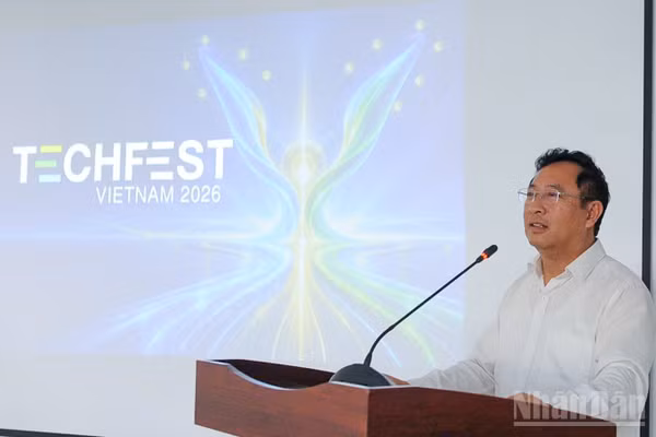 Ông Phạm Hồng Quất, Viện trưởng Đổi mới sáng tạo quốc gia (Bộ Khoa học và Công nghệ), Ủy viên Ban tổ chức chương trình phát biểu tại sự kiện. (Ảnh: CÔNG VINH)