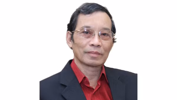Nhà thơ Bằng Việt.