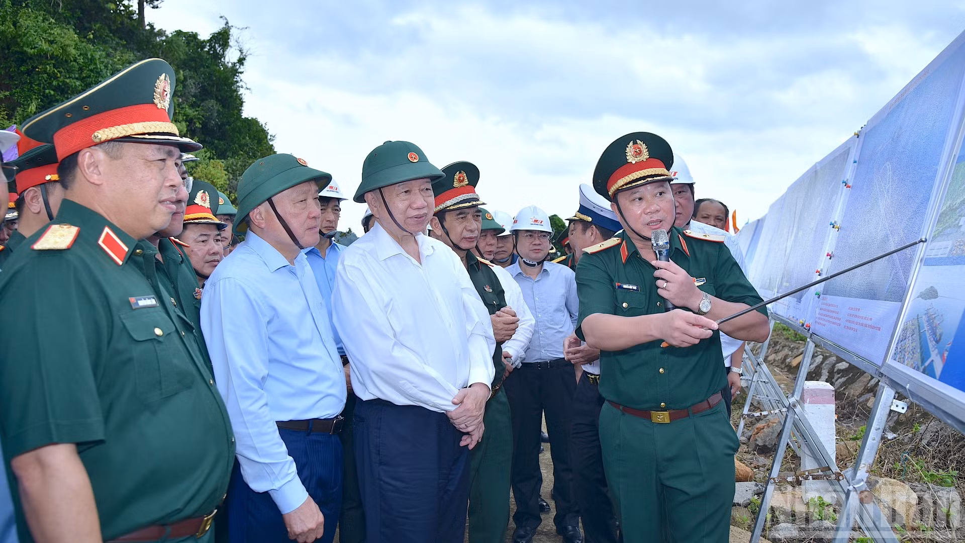 ndo_br_hk-6-6337.jpg
