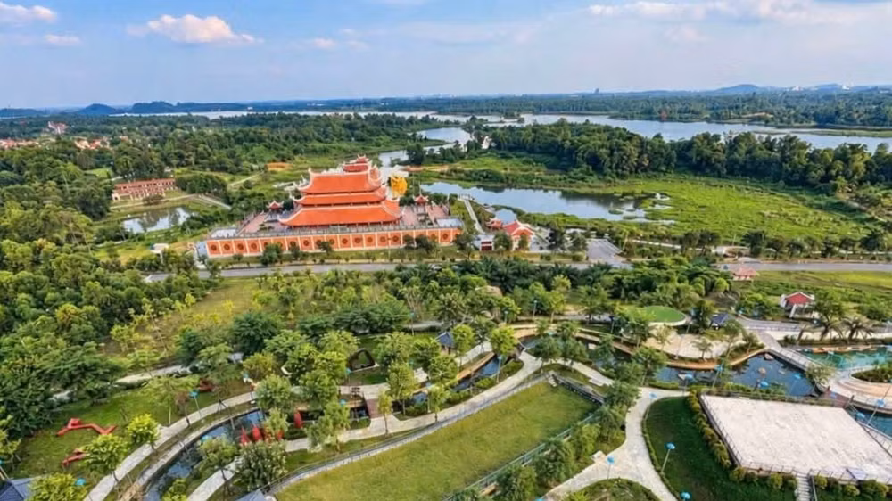 Toàn cảnh Khu Nghi lễ thờ Tổ tại Làng Văn hóa-Du lịch các dân tộc Việt Nam. (Ảnh: Ban tổ chức cung cấp)