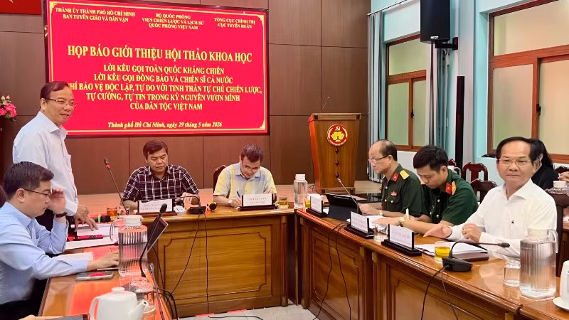 Quang cảnh họp báo giới thiệu hội thảo khoa học.