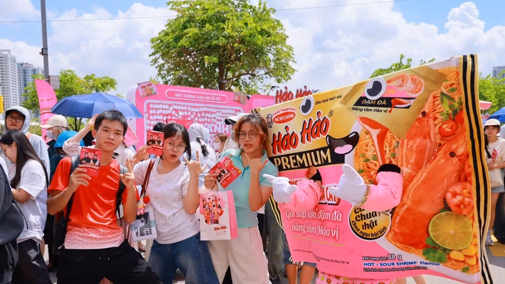 Tại Lễ hội Hảo vinh danh, người tham gia sẽ có cơ hội đổi được nhiều phần quà độc quyền từ Hảo Hảo tại sự kiện. (Ảnh: Acecook)