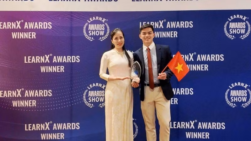 Giải pháp microlearning (học tập ngắn gọn) của Talent Gate nhận giải thưởng “Course Authoring Solution of the Year” trong khuôn khổ EdTech Breakthrough Awards lần thứ 8.