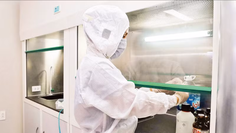 Hoạt động nghiên cứu tại Viện Hàn lâm Khoa học và Công nghệ Việt Nam. (Ảnh: MẠNH XUÂN)