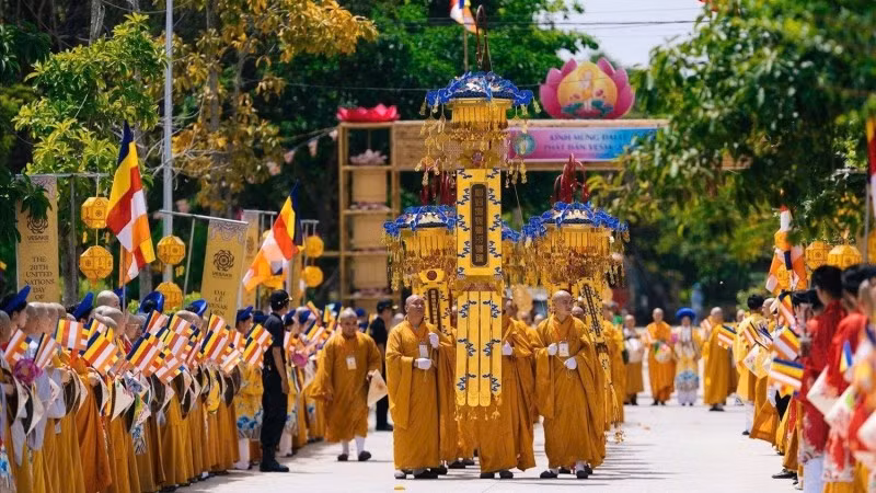Đại lễ Vesak Liên hợp quốc lần thứ 20 năm 2025 tổ chức tại Thành phố Hồ Chí Minh. Đây là lễ hội văn hóa tôn giáo tầm cỡ quốc tế, hội tụ đức tin về hòa bình. (Ảnh: BAN TỔ CHỨC)