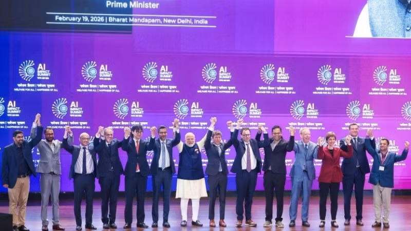 Hội nghị Thượng đỉnh về Tác động của trí tuệ nhân tạo năm 2026 khép lại với việc 88 quốc gia và tổ chức quốc tế cùng ký Tuyên bố New Delhi về tác động của AI. (Ảnh: INDIAai)