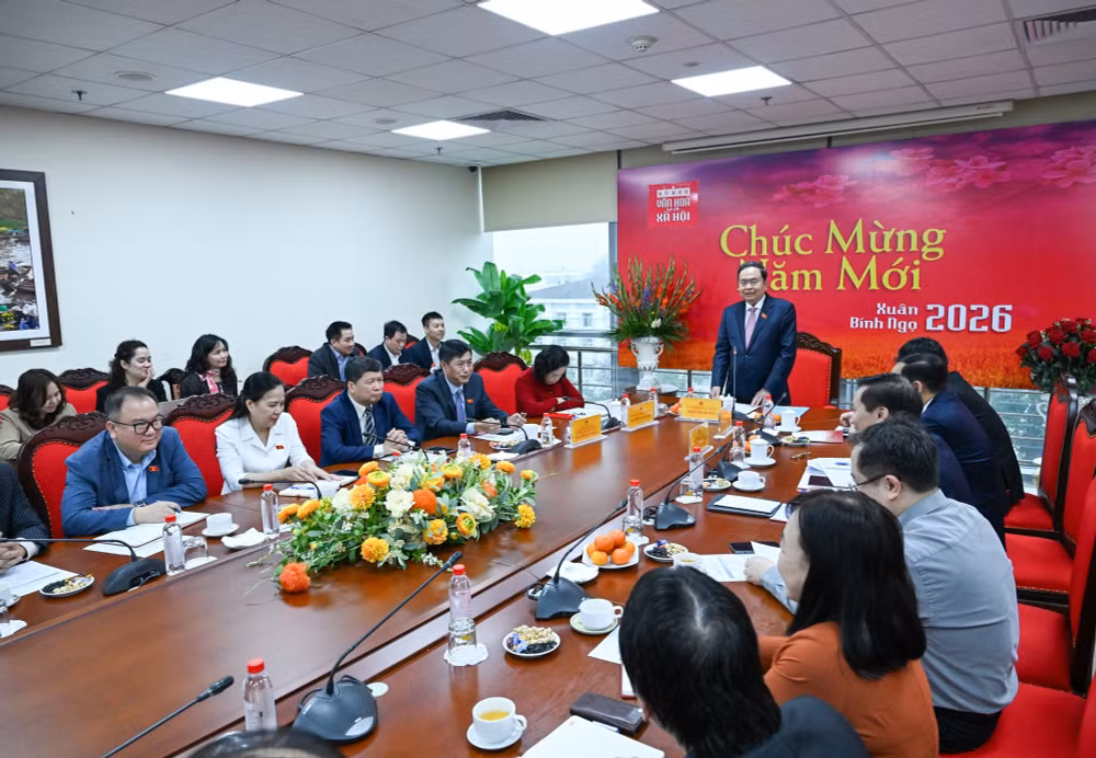 bnd-7093-ctqh-1.jpg