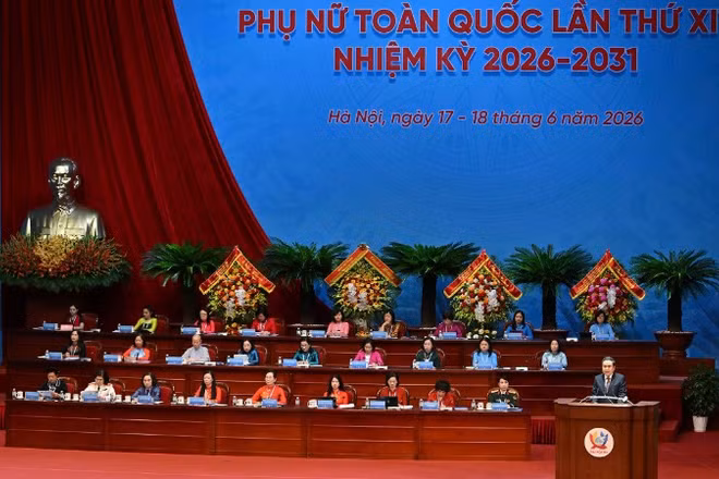 Phiên khai mạc trọng thể Đại hội đại biểu Phụ nữ toàn quốc lần thứ XIV. (Ảnh: THỦY NGUYÊN)