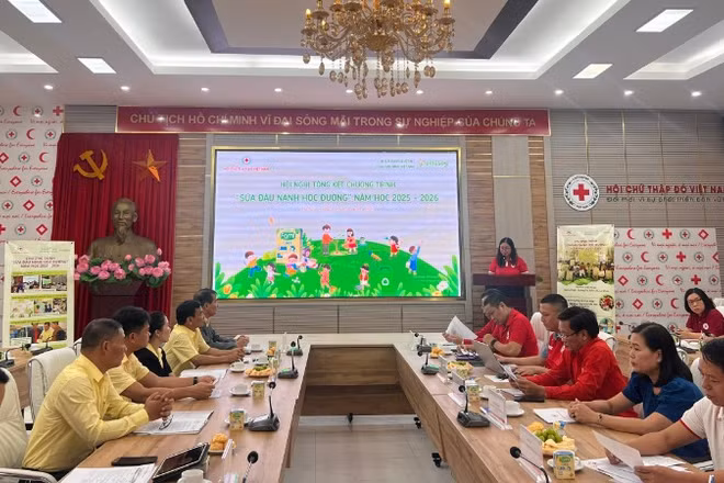 Toàn cảnh hội nghị. 