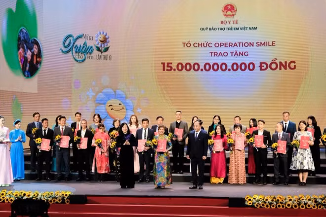 Chương trình "Mùa xuân cho em" năm 2025 tôn vinh, tri ân các tổ chức, cá nhân đã đồng hành với Quỹ Bảo trợ trẻ em Việt Nam.