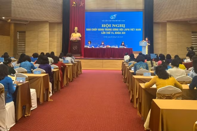 Toàn cảnh hội nghị. 