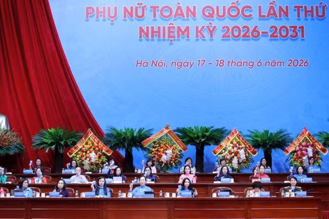Đoàn Chủ tịch Đại hội. 