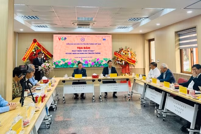 Toàn cảnh buổi tọa đàm. 