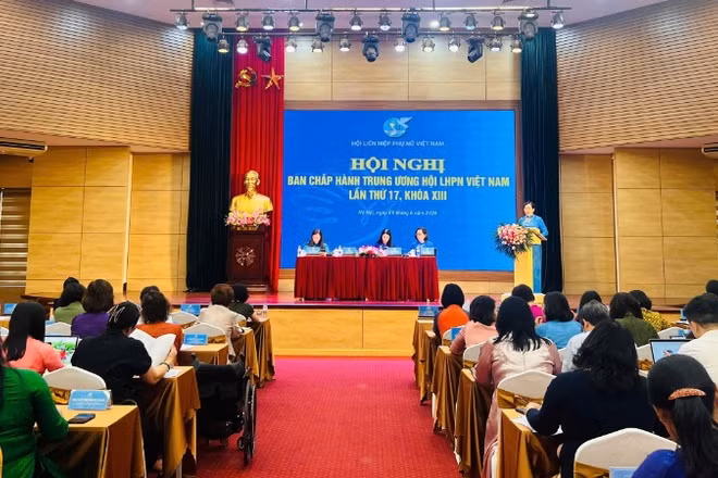 Toàn cảnh hội nghị. 