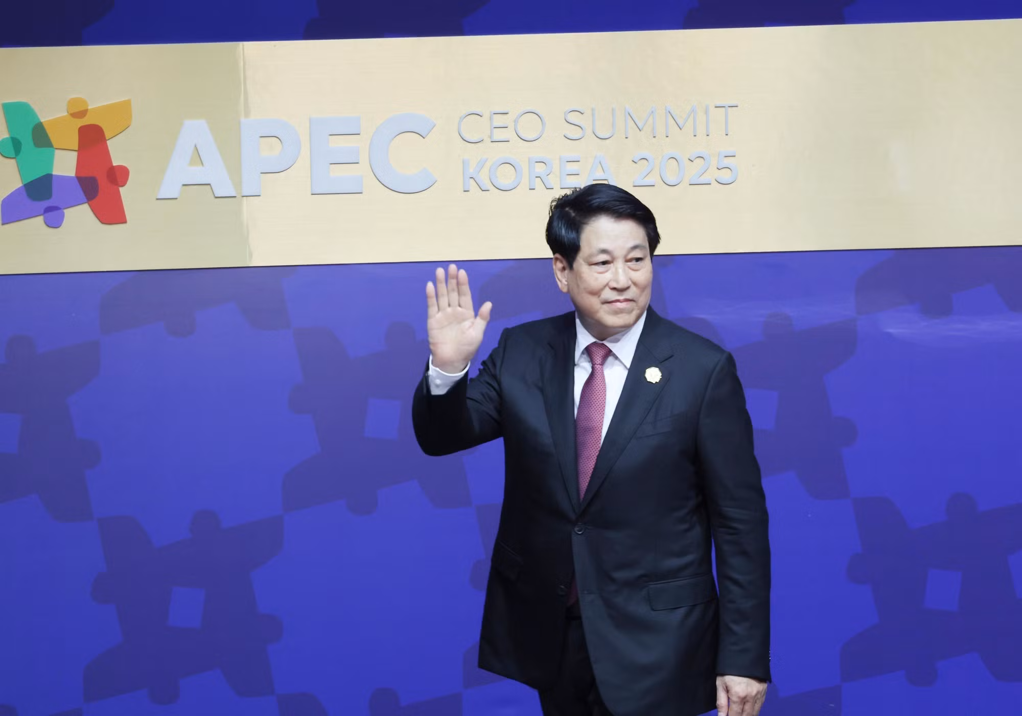 vna-potal-chu-tich-nuoc-luong-cuong-phat-bieu-tai-hoi-nghi-thuong-dinh-doanh-nghiep-apec-2025-8374987.jpg