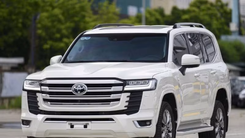 toyota-land-cruiser.jpg
