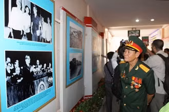 Triển lãm ảnh “Nguyễn Văn Linh - Nhà lãnh đạo kiên định và sáng tạo”