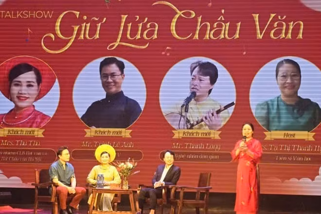 Chương trình biểu diễn nghệ thuật Chầu văn "Hồn Xưa, Điệu Mới" do nhóm R3VIVE Event phối hợp cùng Folklore Club USSH tổ chức.