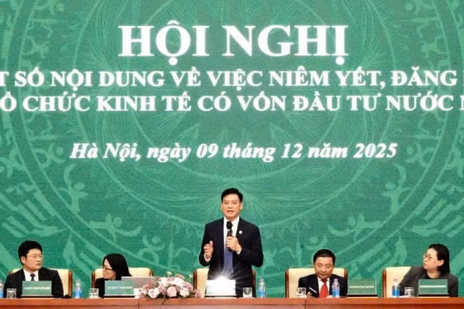 Phó Chủ tịch Ủy ban Chứng khoán Nhà nước Hoàng Văn Thu phát biểu. (Ảnh: Bảo Thu)