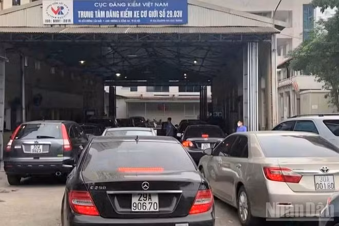 Hà Nội yêu cầu các cơ sở đăng kiểm trên địa bàn thực hiện nghiêm quy trình kiểm định. (Ảnh: QH)
