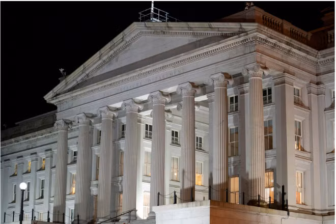 Trụ sở Bộ Tài chính Mỹ tại Washington, D.C. (Ảnh: THX/TTXVN)