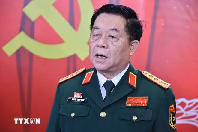 Đại tướng Nguyễn Trọng Nghĩa, Ủy viên Bộ Chính trị, Bí thư Trung ương Đảng, Ủy viên Thường vụ Quân ủy Trung ương, Chủ nhiệm Tổng cục Chính trị Quân đội nhân dân Việt Nam.