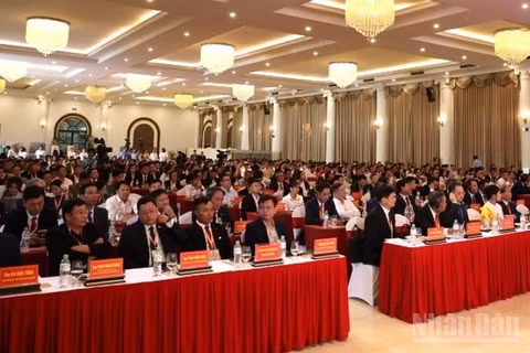 Đại biểu, nhà đầu tư trong nước, quốc tế dự hội nghị thu hút đầu tư quốc tế tại tỉnh Điện Biên. (Ảnh: LÊ LAN)