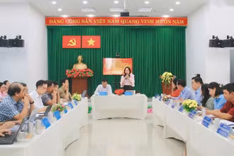 Đoàn công tác Bộ Khoa học và Công nghệ làm việc với Ủy ban nhân dân phường Bàn Cờ.
