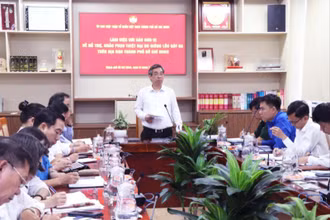 Đồng chí Nguyễn Phước Lộc phát biểu tại buổi làm việc 