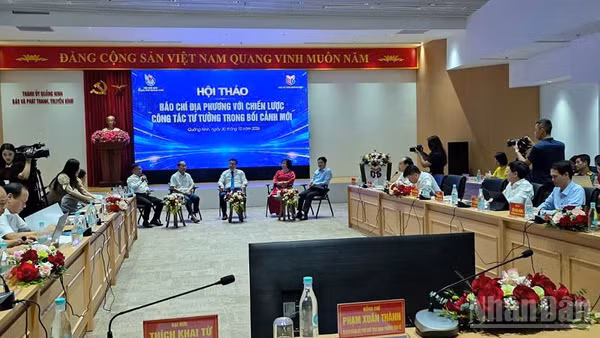 Quang cảnh hội thảo. (Ảnh: QUANG THỌ)