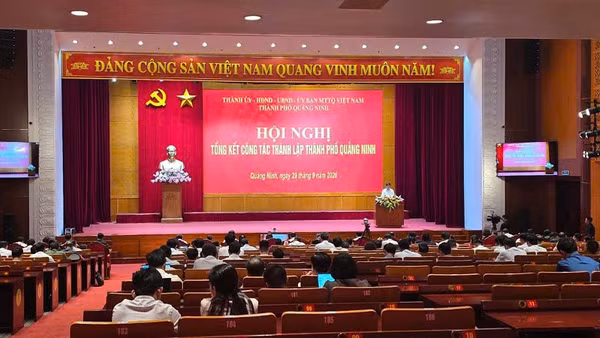 Quang cảnh hội nghị. (Ảnh: QUANG THỌ)
