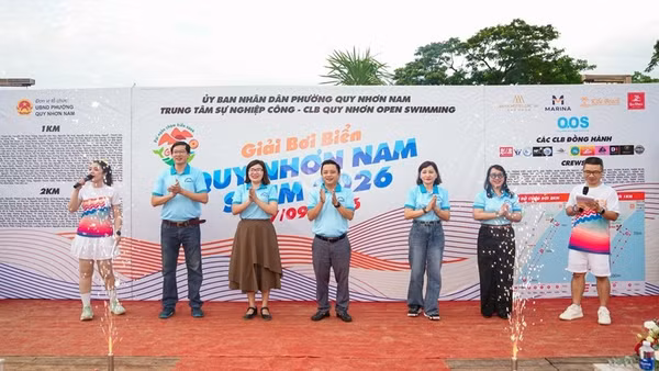 Khu vực tổ chức Giải bơi biển “Quy Nhơn Nam Swim 2026” tại Công viên Thiếu nhi mở rộng, phường Quy Nhơn Nam. (Ảnh: ĐẶNG VIỆT)