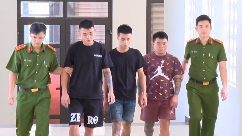 Ba đối tượng bị bắt giữ.