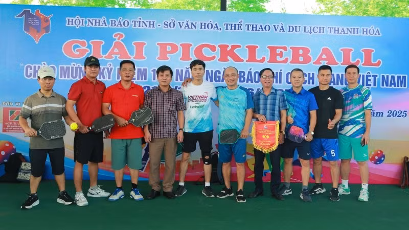 Phóng viên các cơ quan báo chí Trung ương thường trú tại Thanh Hóa.