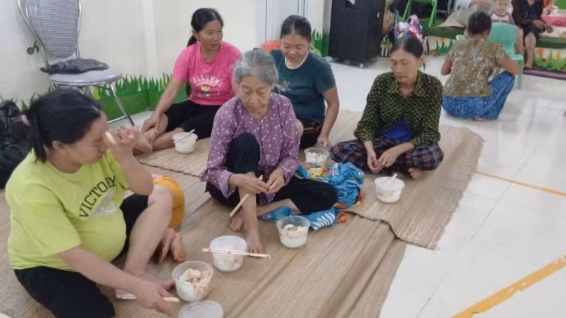nguoi-dan-tai-khu-vuc-nguy-hiem-duoc-so-tan-toi-noi-an-toan.jpg