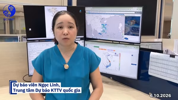 Dự báo viên Nghiêm Thị Ngọc Linh, Phòng Dự báo thời tiết, Trung tâm Dự báo khí tượng thủy văn quốc gia, Cục Khí tượng thủy văn, thông tin về tình hình mưa lớn tại Trung Bộ trong những ngày tới.